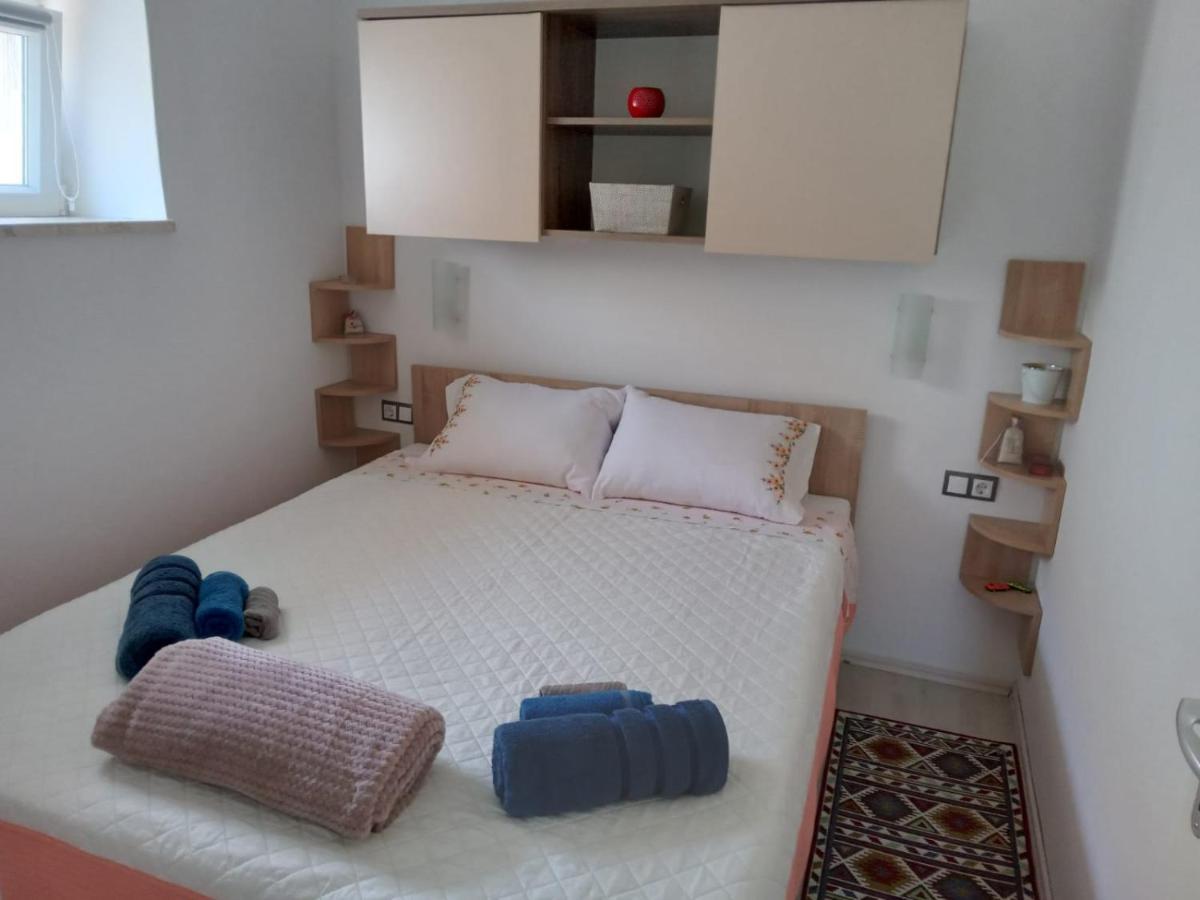 Kastelanic apartman Brbinj Bagian luar foto