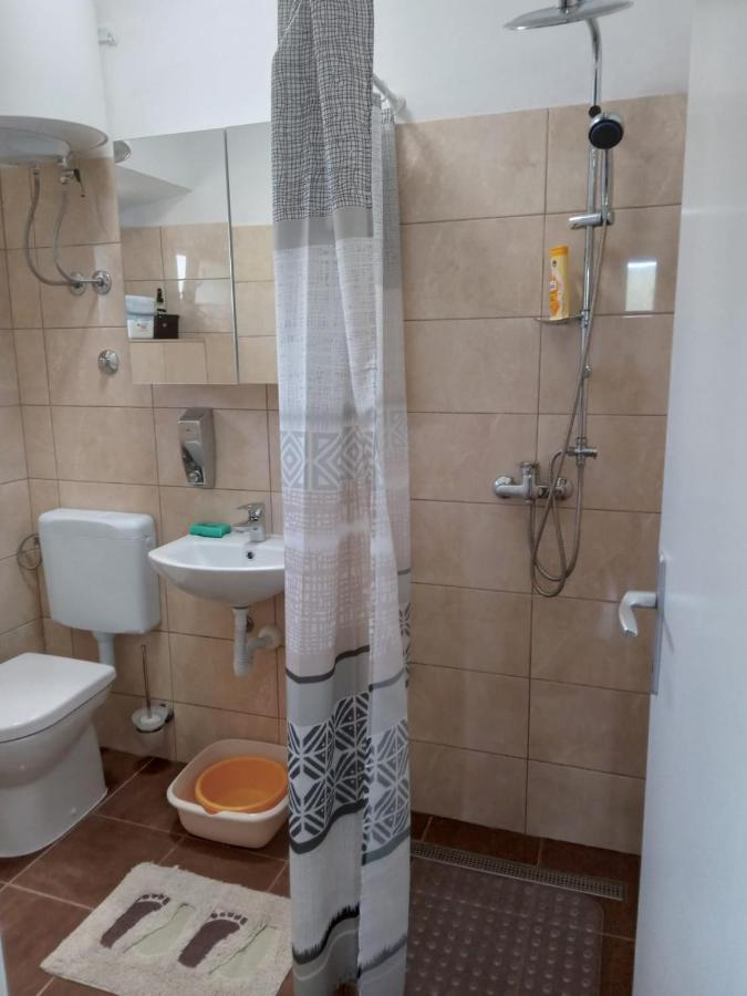 Kastelanic apartman Brbinj Bagian luar foto